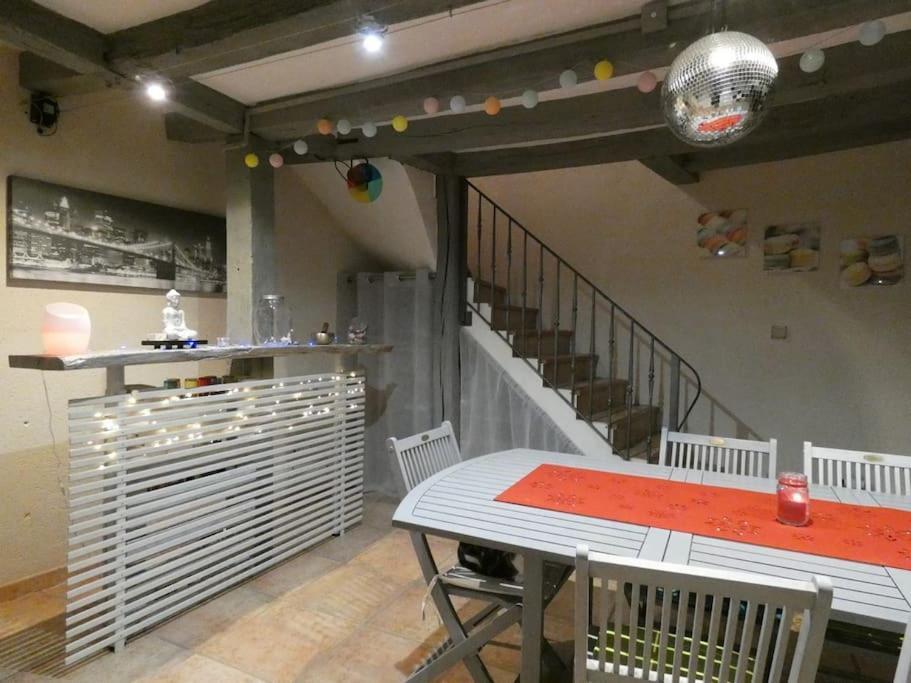 Maison De Charme Pres De Beauval Saint-Cyran-du-Jambot 외부 사진
