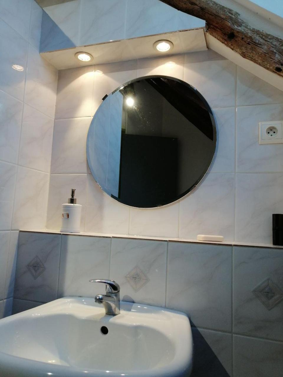 Maison De Charme Pres De Beauval Saint-Cyran-du-Jambot 외부 사진